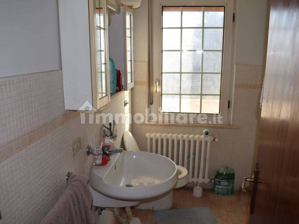 25 Bagno