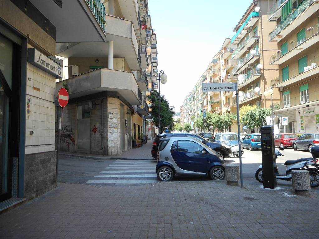 Locale commerciale via settimio mobilio 127, irno - brignano, salerno