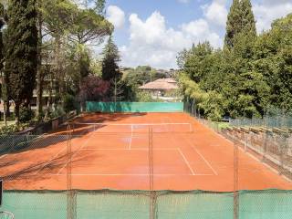 8 Campo da Tennis