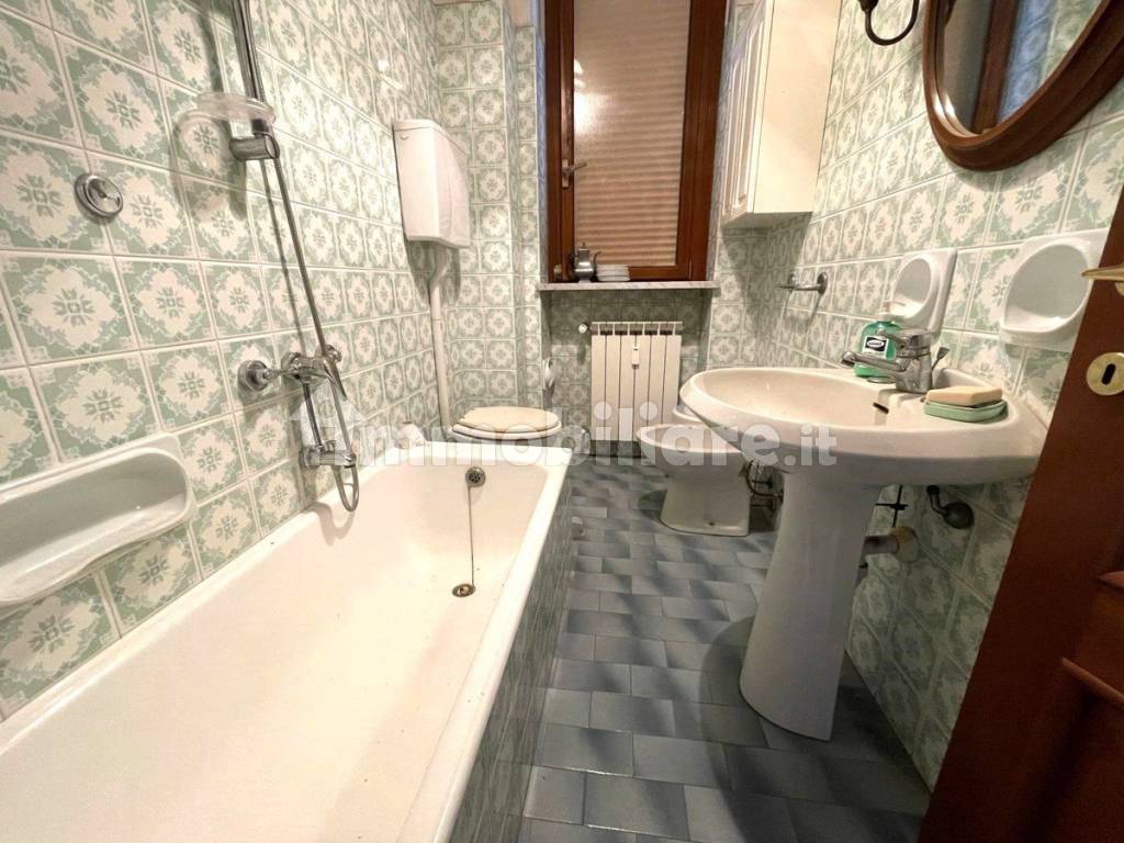 9.bagno 2.jpg