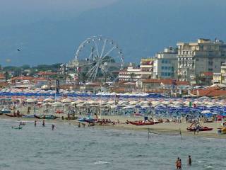 spiaggia-lido-di-camaiore.jpg