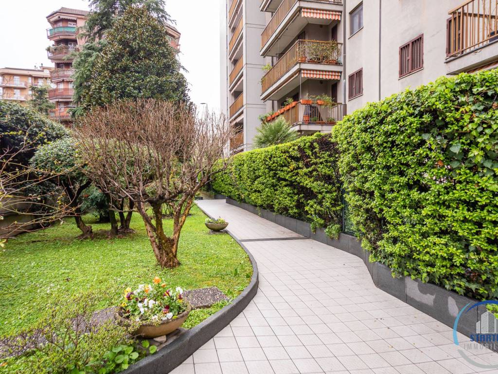 Giardino condominiale