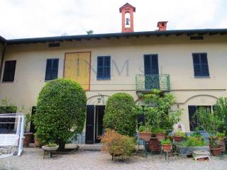 villa-corte-vendita-buscate-finim-agenzia-immobili