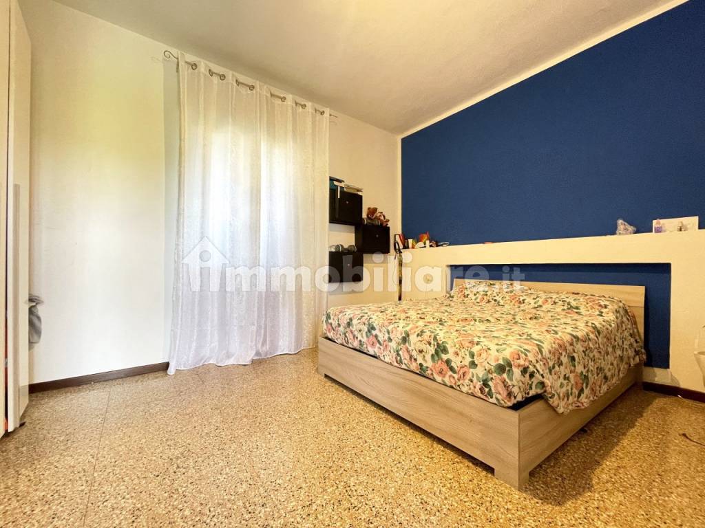 casa vendita momo letto