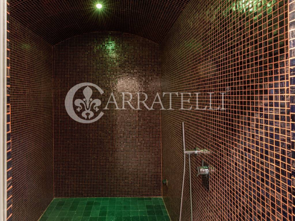 Casale ristrutturato con piscina