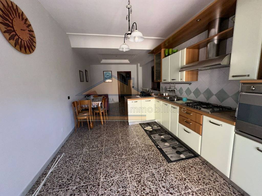 SALONE-CUCINA