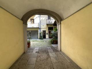 accesso cortile