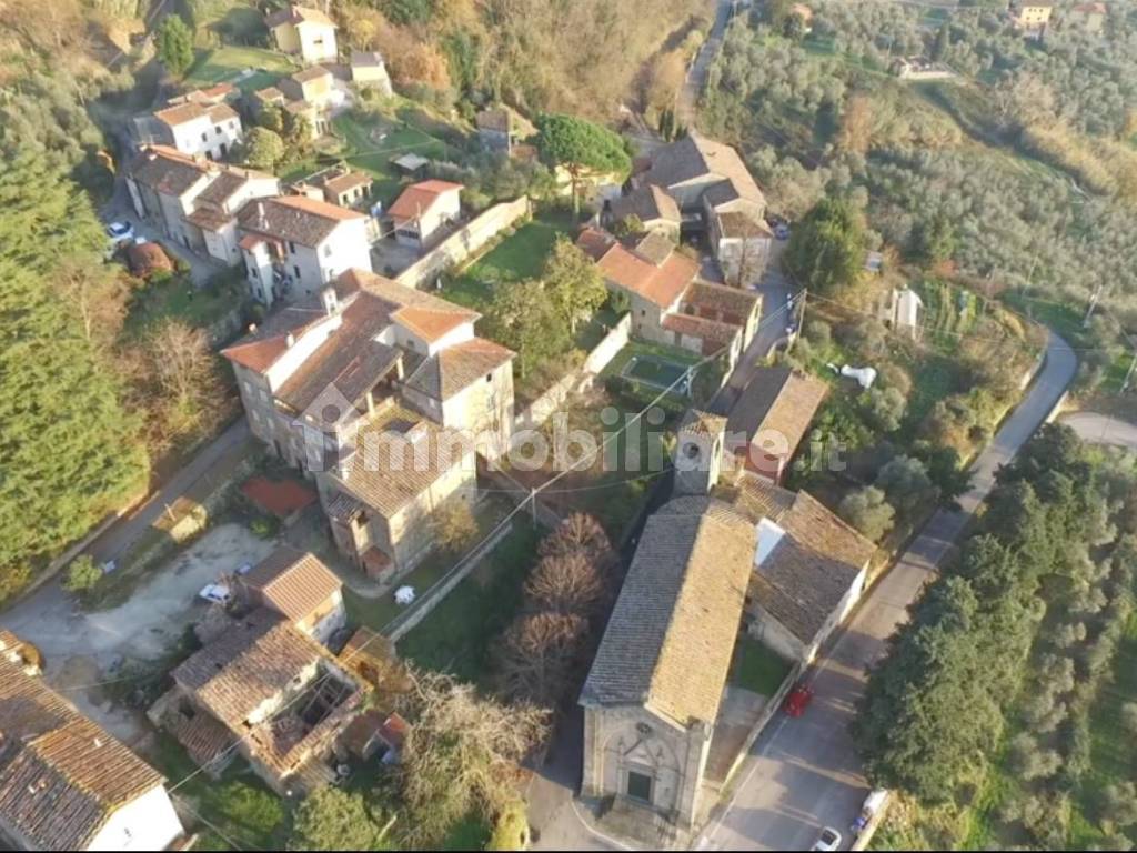 il borgo dal drone