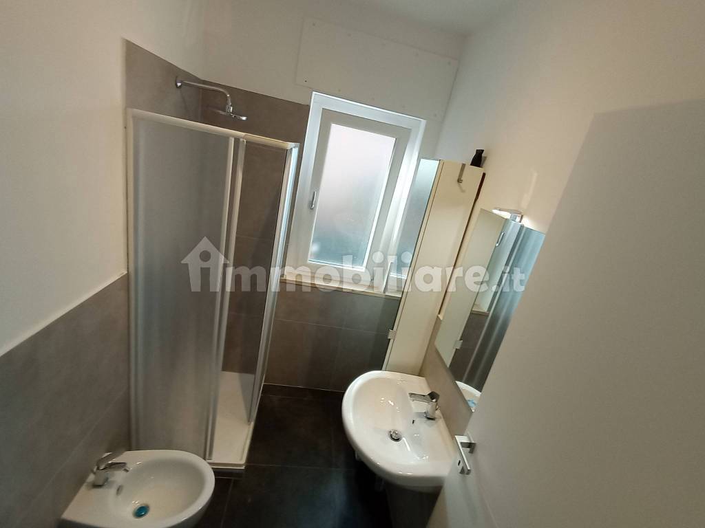 Roma/Frascati stanza con bagno privato