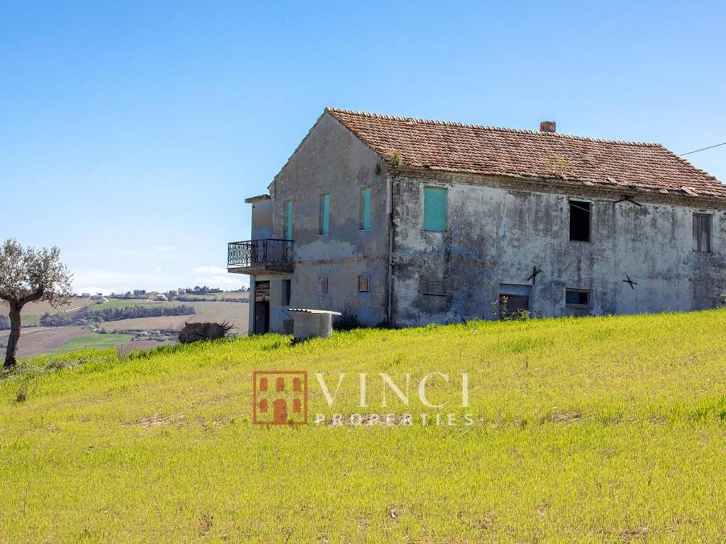 Farmhouse for sale Marche sea view