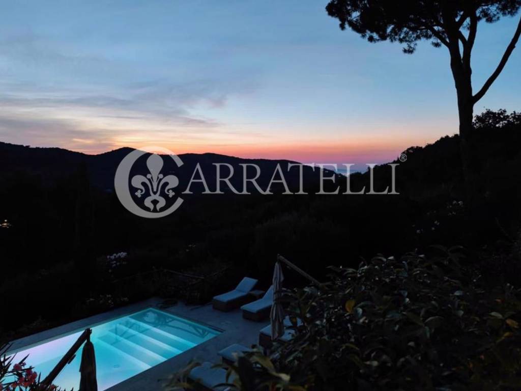 villa con piscina all argentario