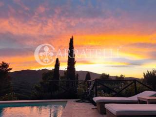 villa con piscina all argentario