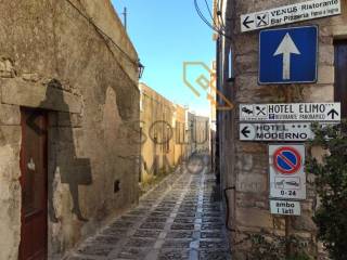 pressi dell'ingresso