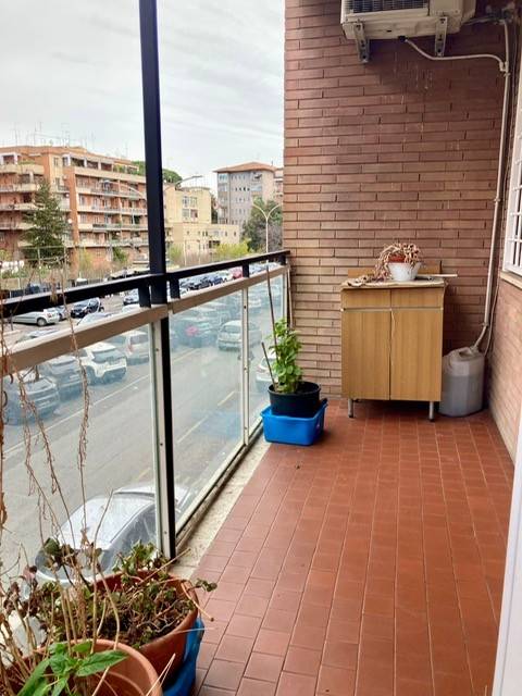 balcone con affaccio esterno