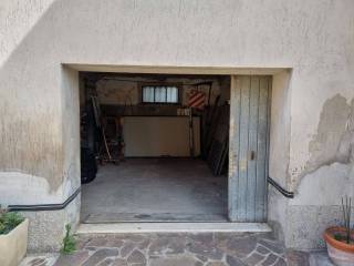 1 garage