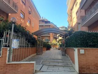 Case in vendita in Via Pietro Maroncelli, Roma Immobiliare.it