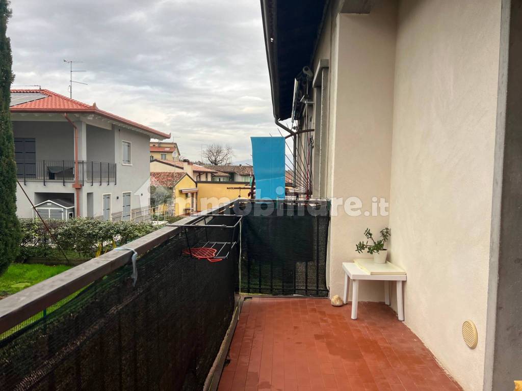 Vendita Appartamento Sona. Trilocale in via Sant'Antonio da Padova