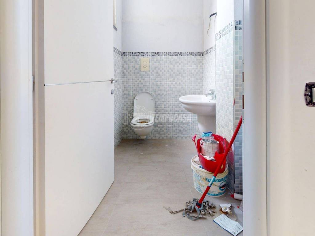 11-Via-Nazario-Sauro-Bathroom