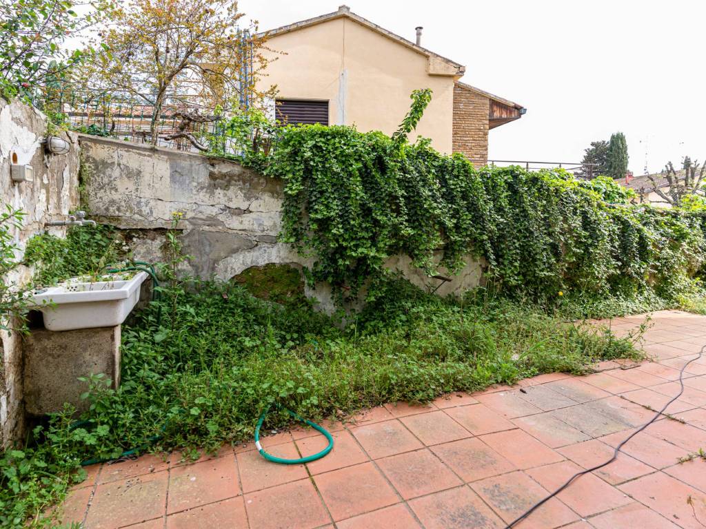 Appartamento via santa chiara, galluzzo, firenze