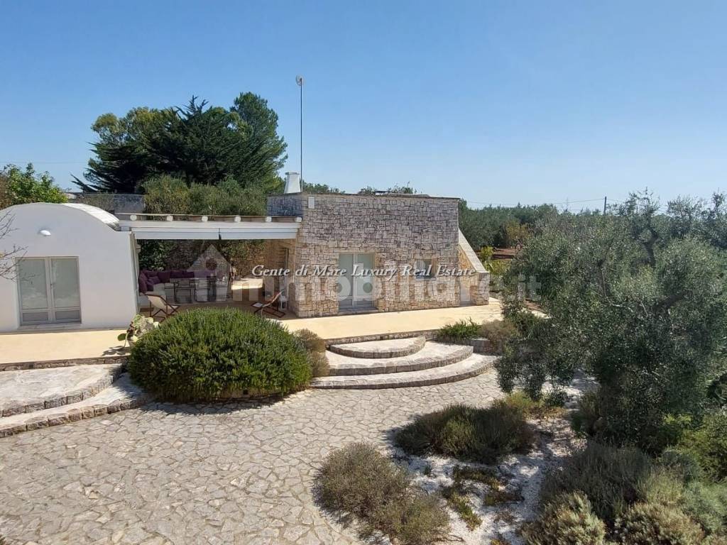 Luxury trullo