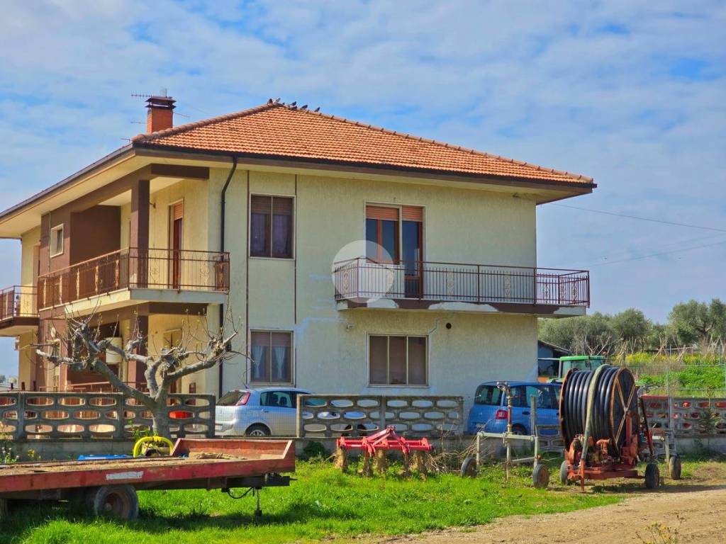 villa bifamiliare - spazi esterni e vista (29)