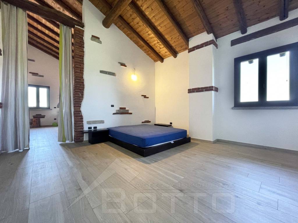 casa vendita oleggio letto3