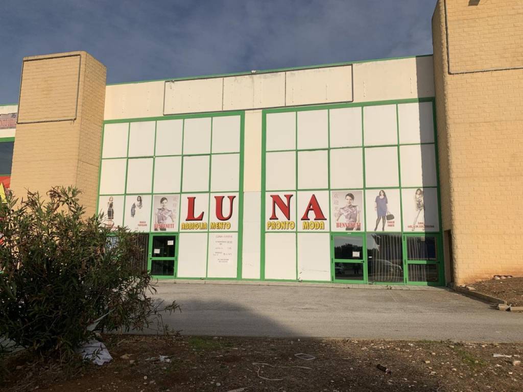 Laboratorio strada statale per taranto, casamassima