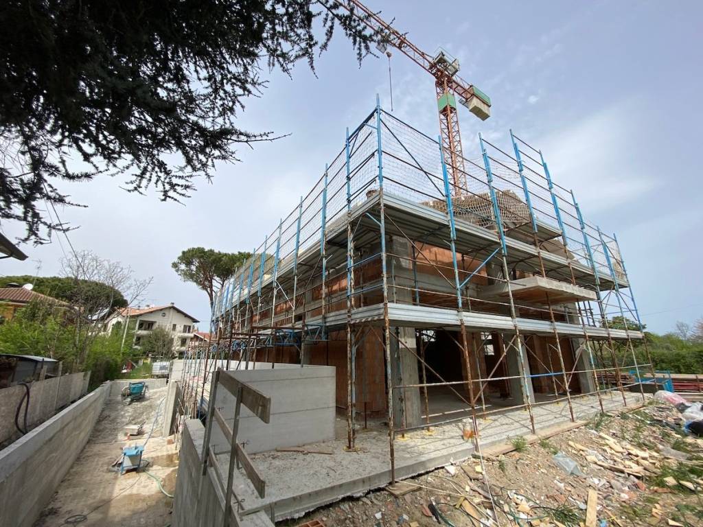 cantiere in essere