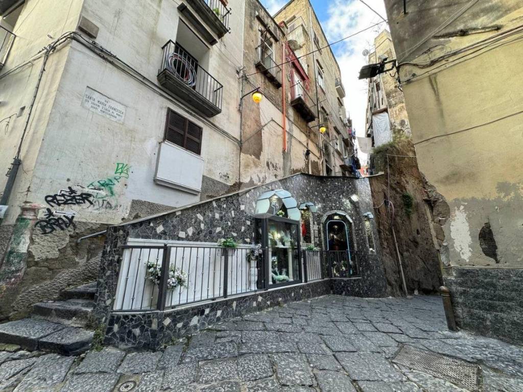 zona: strada della grazia