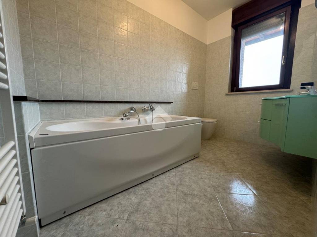 bagno con idromassaggio