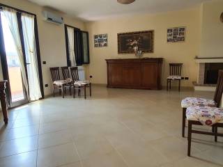 Foto - Si vende Trilocale con terrazzo, Salento, Caprarica di Lecce