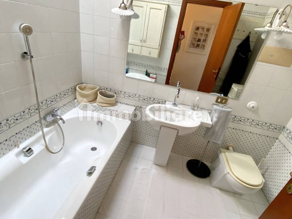 BAGNO PIANO PRIMO