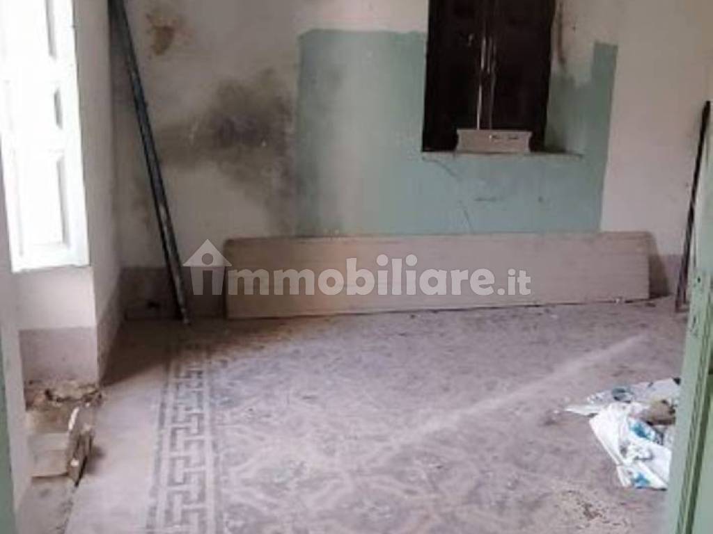 Stanza non arredata