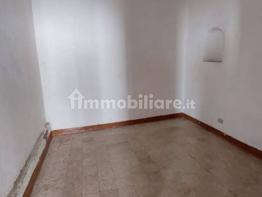Stanza non arredata