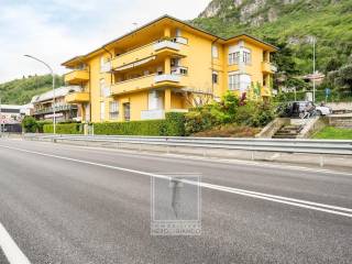 Foto - Si vende Bilocale con terrazzo, Lago di Como, Pescate