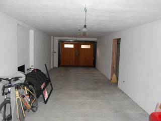 12 garage