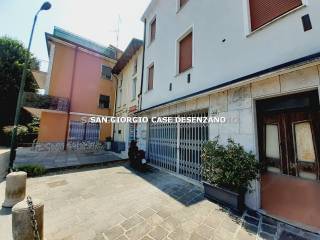 Foto - Vendita casa, giardino, Desenzano del Garda, Lago di Garda