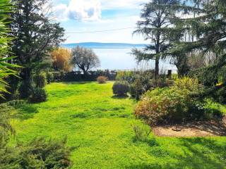 Foto - Vendita villa con giardino, Trevignano Romano, Lago di Bracciano