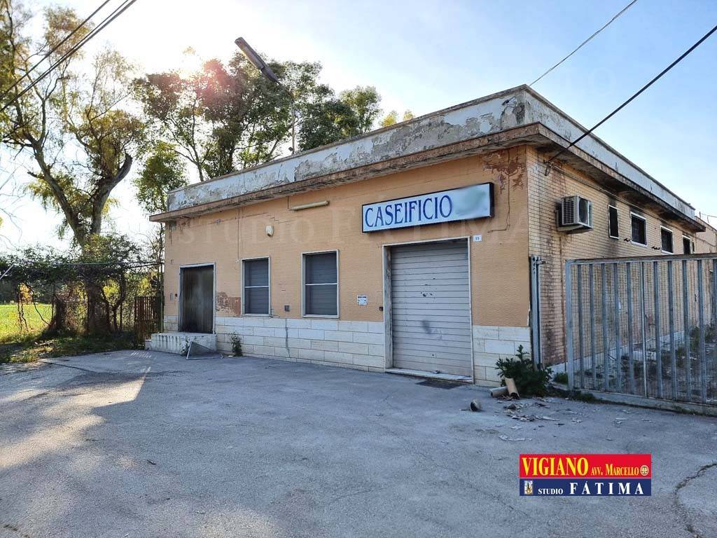Commercial property Contrada Incoronata, Foggia, Ref. 110881873
