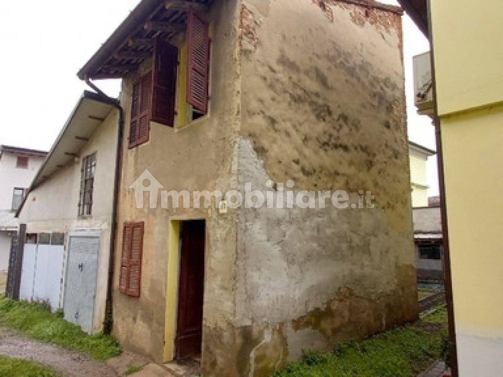 Casa semi indipendente in Vendita a San Rocco al Porto