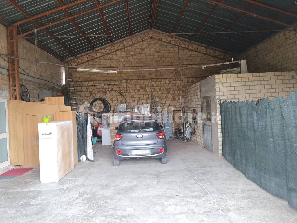 garage