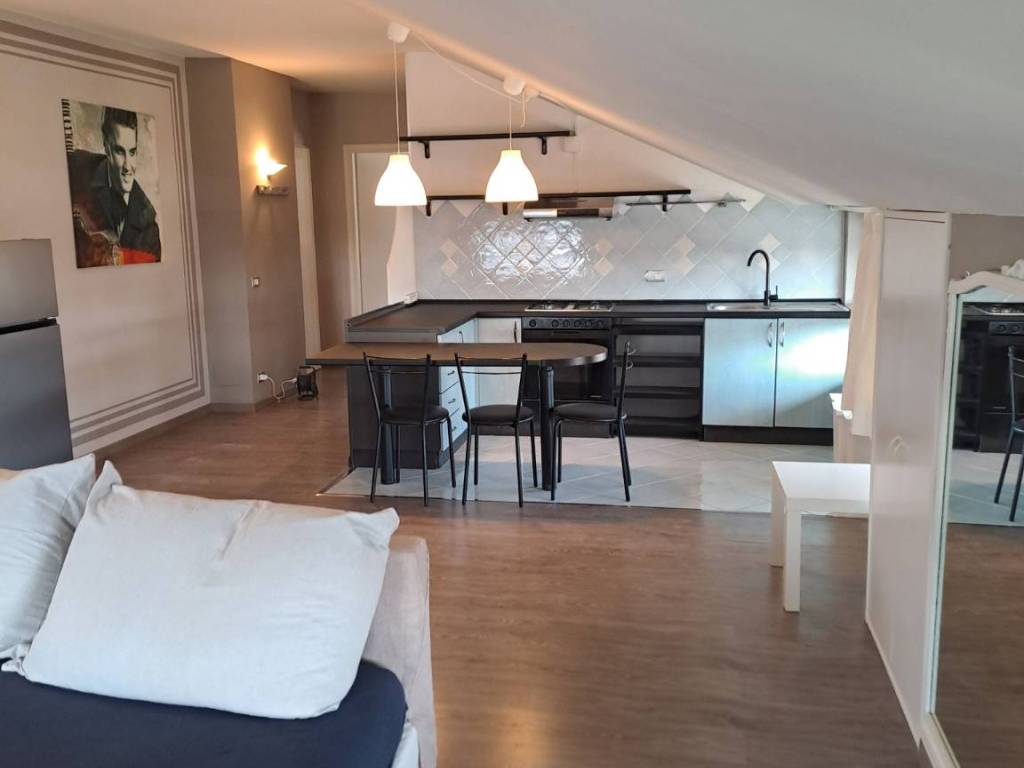 Rent Apartment Biella. 2room flat in via Candelo 56. Excellent