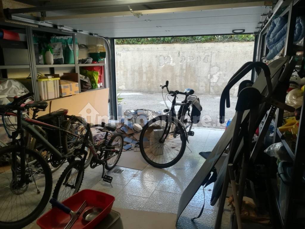 garage