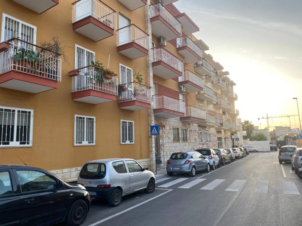 Appartamento via francesco pepe 15, carbonara di bari, bari