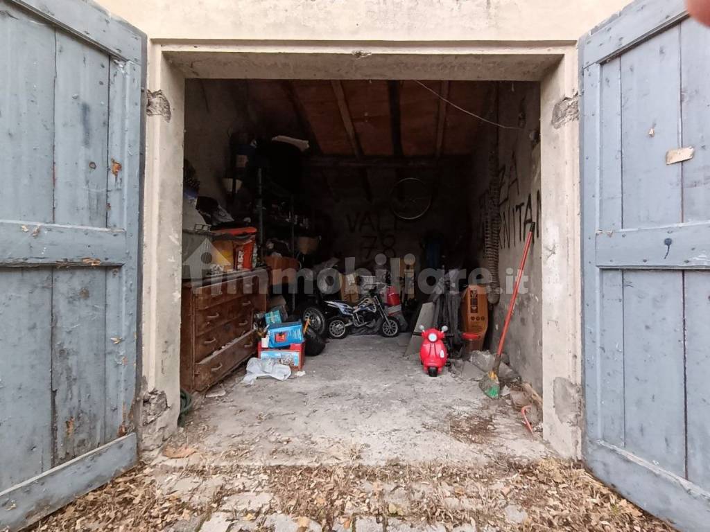 garage