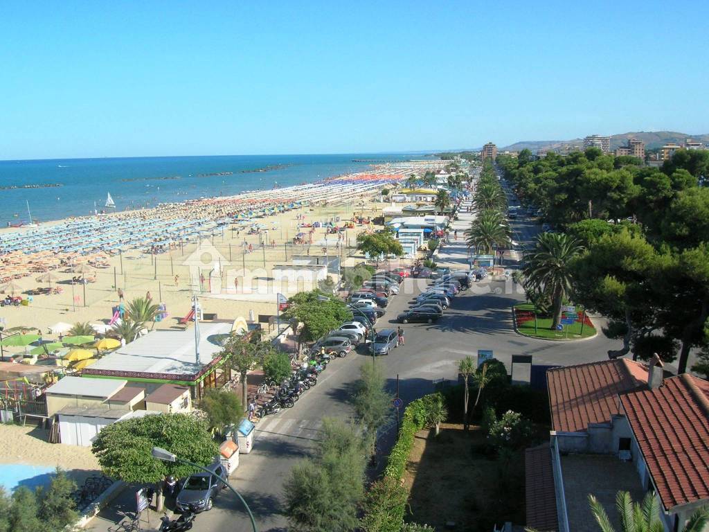 panoramica lungomare Roseto