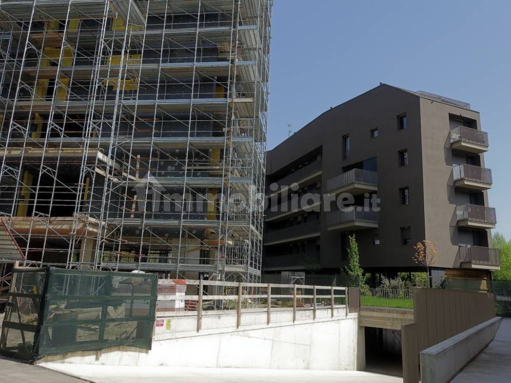 cantiere edificio ovest