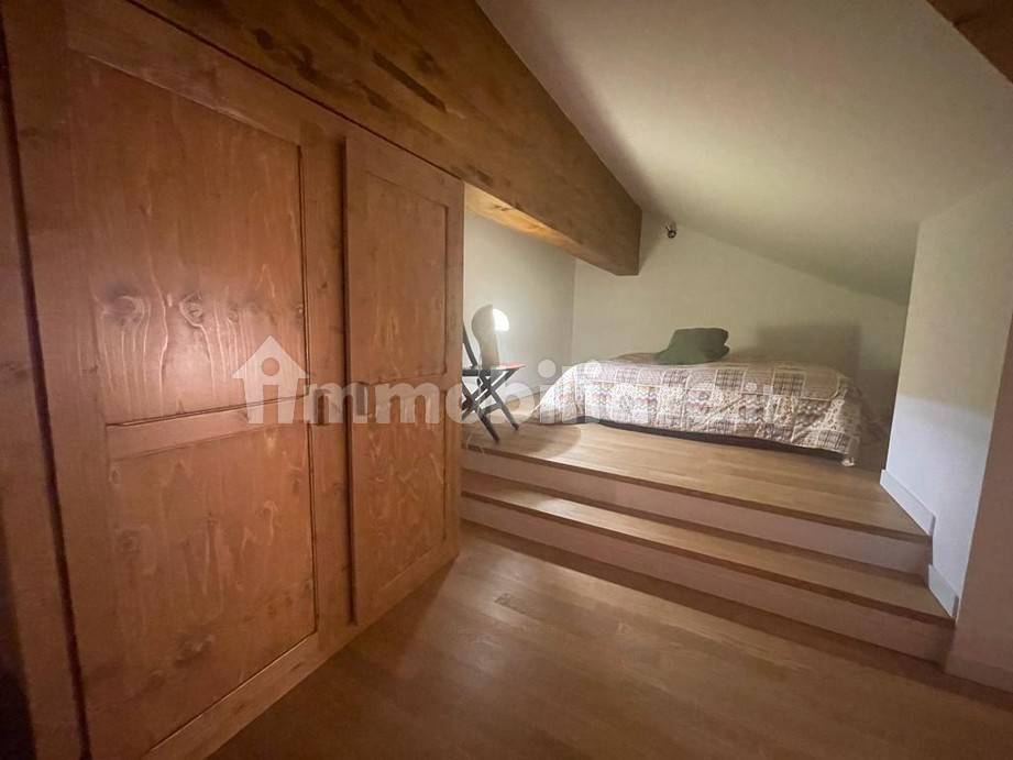 SOTTOTETTO CON 4 PP LETTO E BAGNO