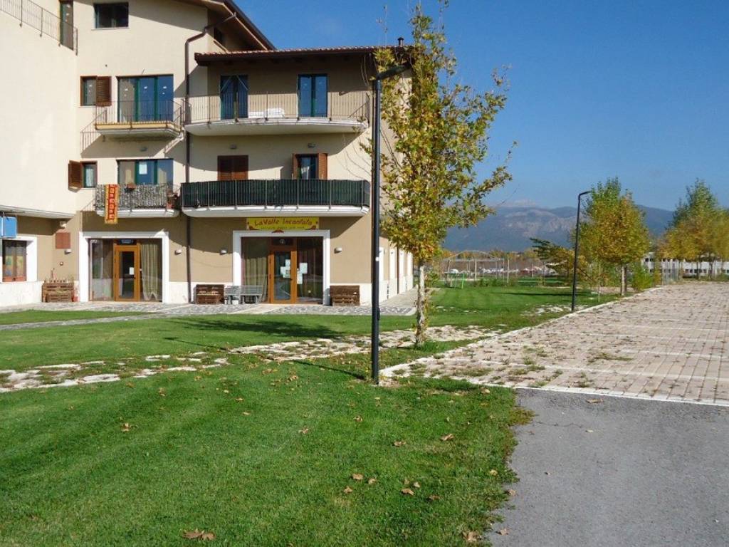 Magazzino - deposito via laudomia bonanni, snc, coppito - preturo, l'aquila