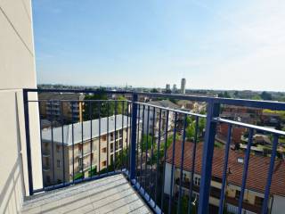 BALCONE CAMERA